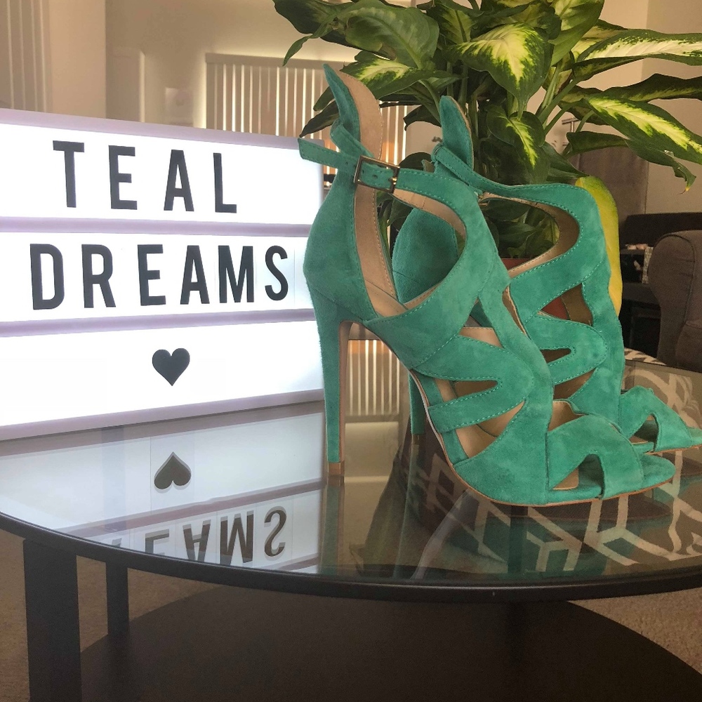 ZARA💕Teal Heels